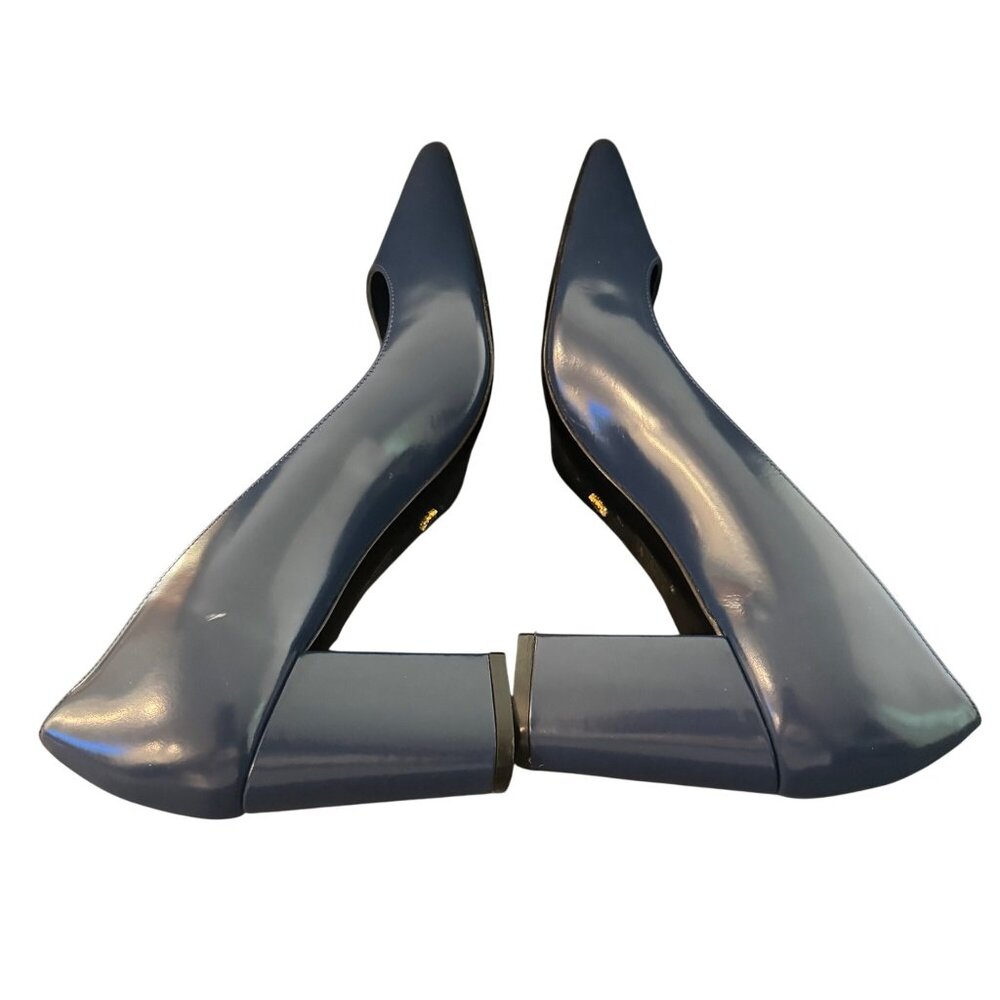 Stuart Weitzman Pointed Toe Leather Block Heel Pu… - image 4